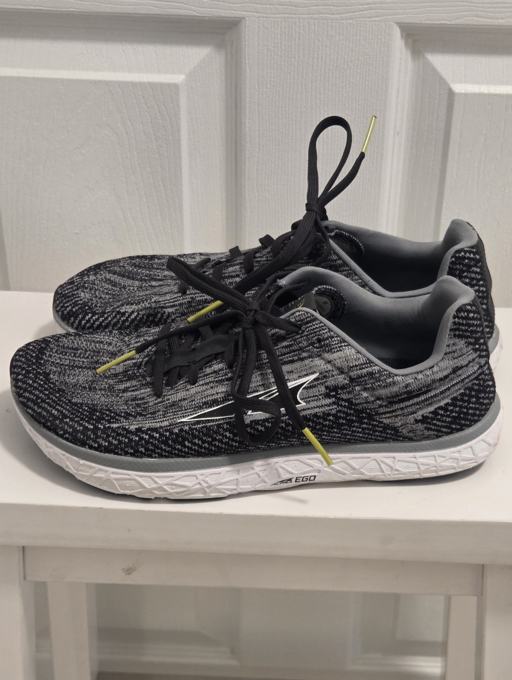 Altra Escalante 2 Road Running Shoe Size 8.5